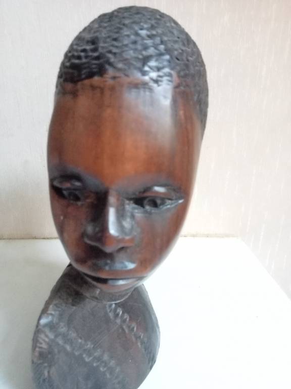 statuette africaine art africain hauteur 20 cm x 12 cm | Puces Privées