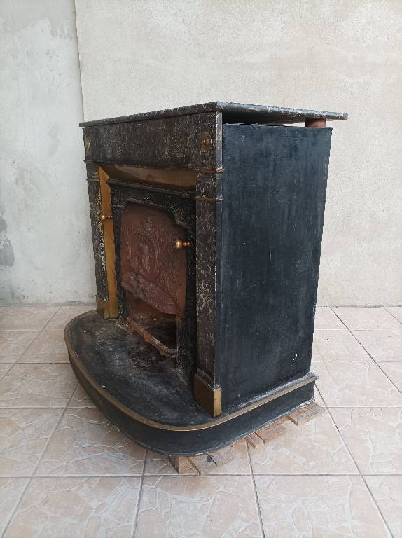 Poêle cheminée Napoléon III en fonte et marbre | Puces Privées