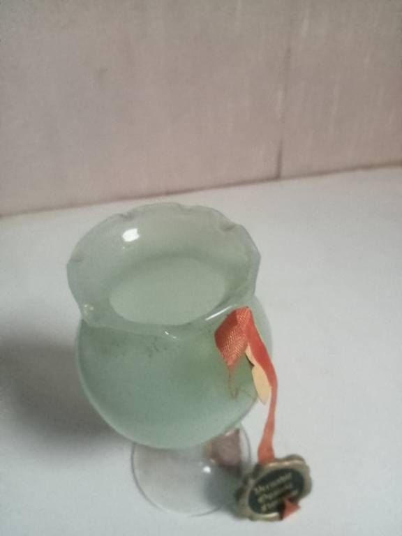 petit vase sur pied opaline florentine hauteur 11 cm | Puces Privées
