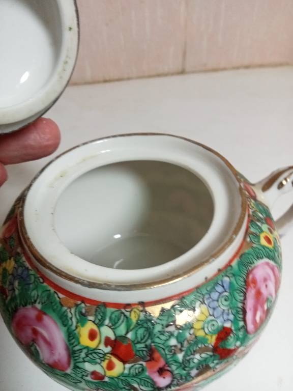 sucrier en porcelaine de chine hauteur 9 cm x 15 cm | Puces Privées