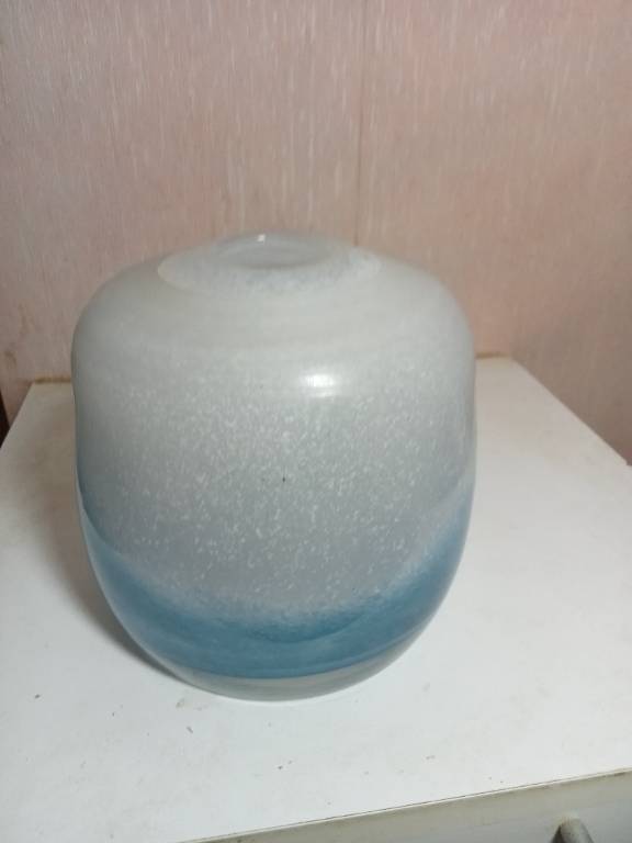 Vase ancien en pate de verre diamètre 15 cm | Puces Privées