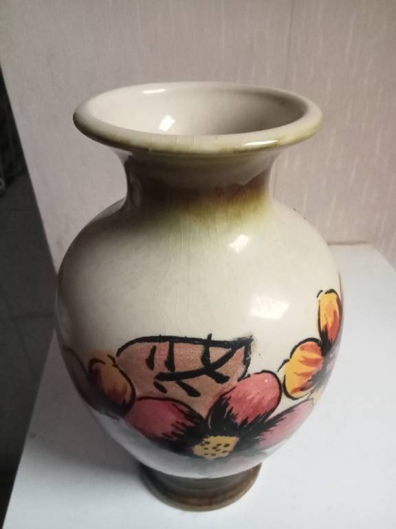 Vase de 1920 hauteur 22 cm diamètre 13 cm, numéroté | Puces Privées