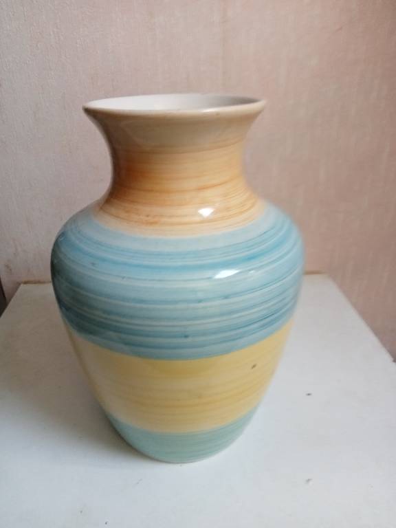 vase coloré hauteur 21 cm diamètre 14 cm | Puces Privées