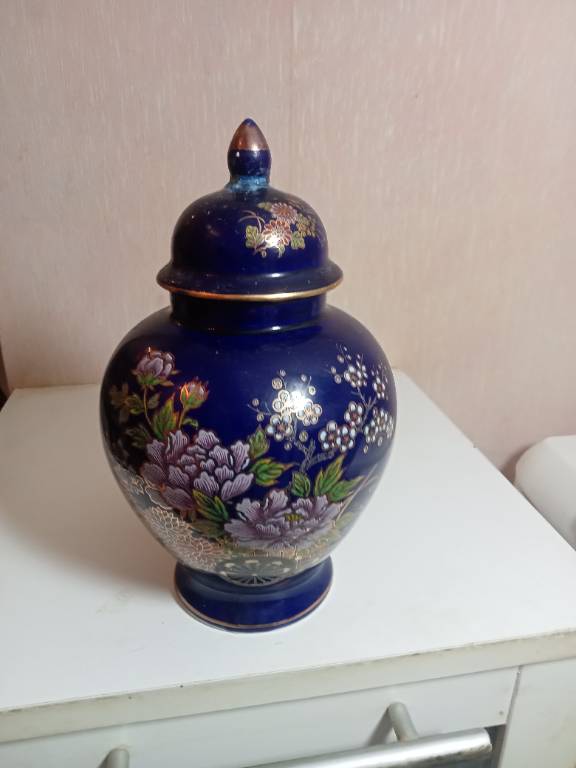 vase ancien hauteur 22 cm diamètre 12 cm | Puces Privées