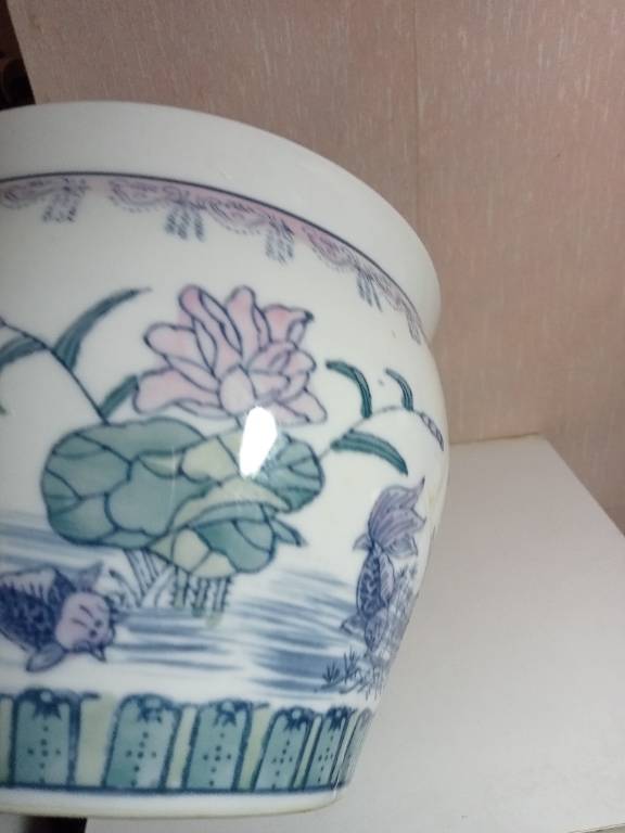 vase boule ancien en porcelaine asiatique diamètre 21 cm | Puces Privées