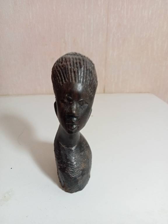 statuette africain ancien hauteur 11 cm | Puces Privées