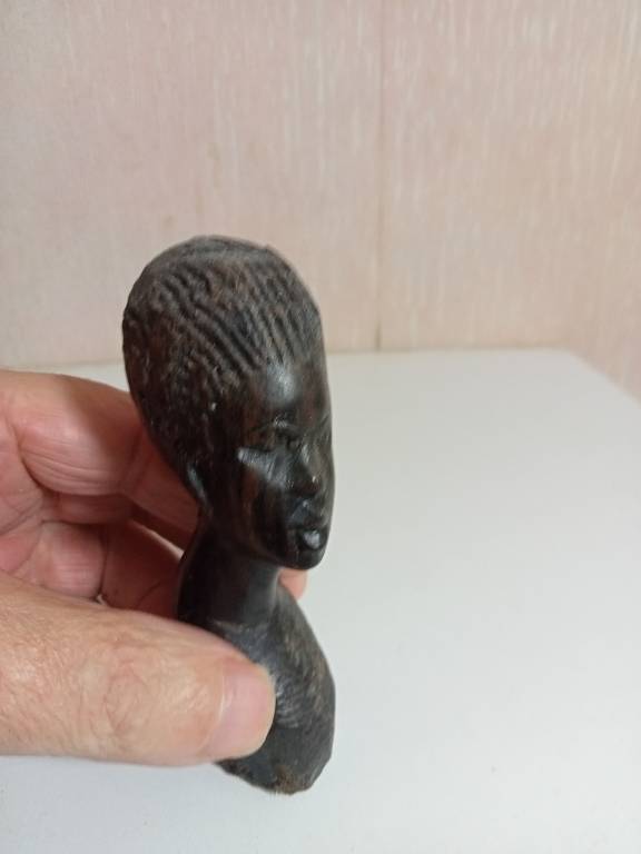 statuette africain ancien hauteur 11 cm | Puces Privées