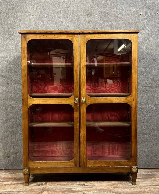 bibliothèque d'apparat de style Louis XVI estampillée Maillefer vers 1940. | Puces Privées