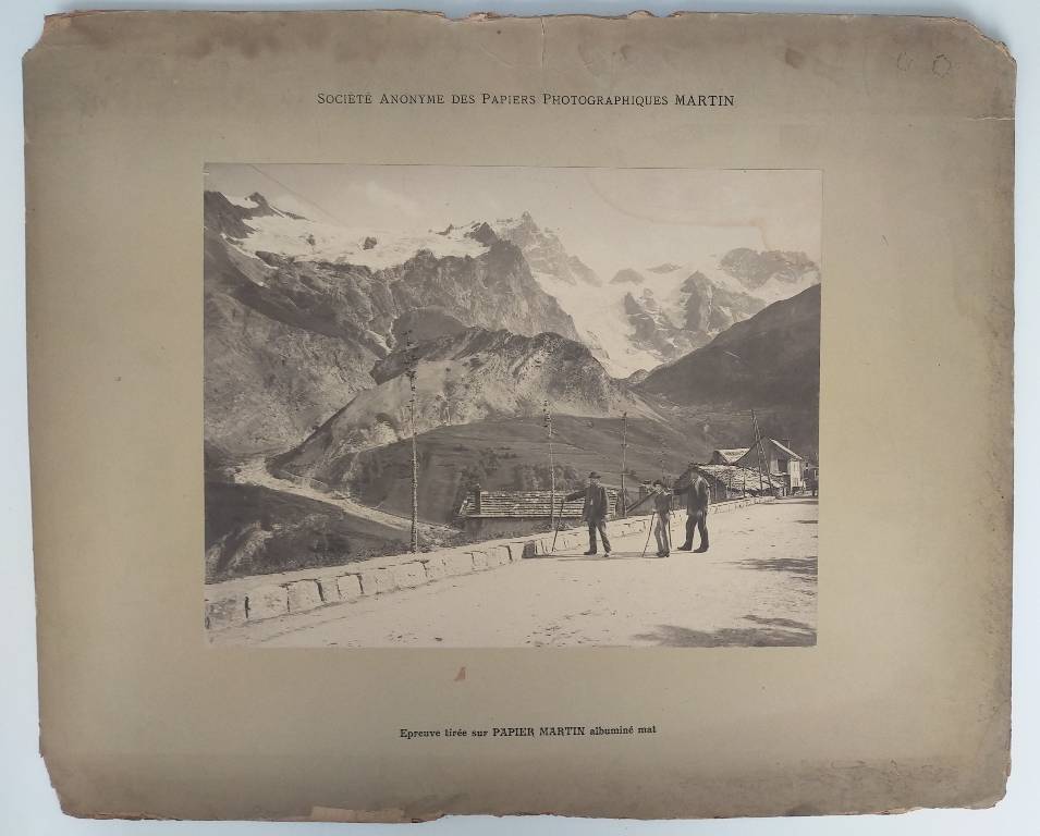 Epreuve ancienne tirée sur papier albuminé Paysage de montagne Alpes randonneurs | Puces Privées