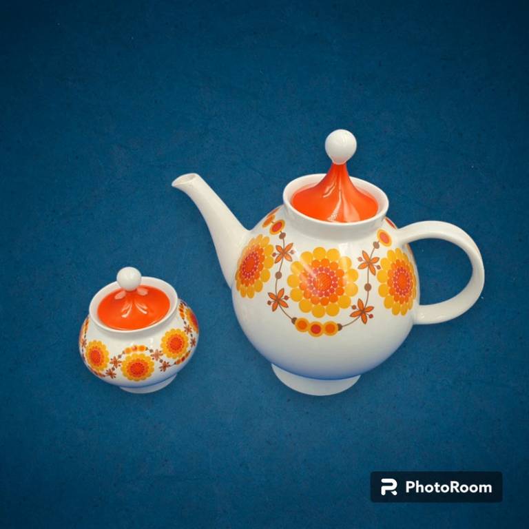 Service à café ou thé, porcelaine Bavaria, | Puces Privées