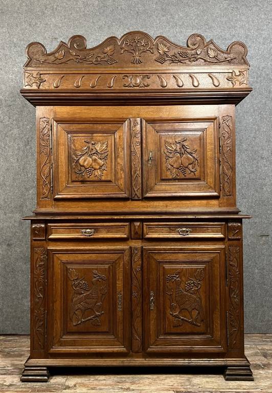 buffet Montbéliard a 4 volets style Renaissance en chêne massif vers 1850 | Puces Privées