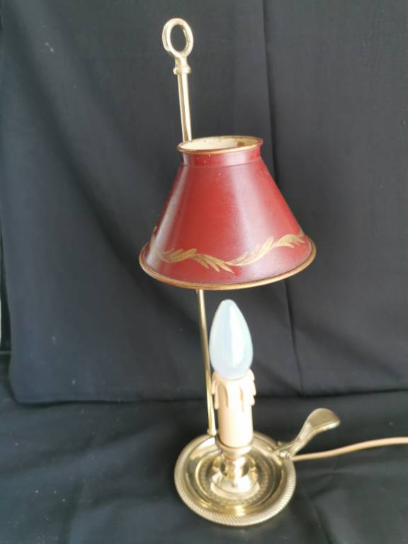 No - 573 - Petite lampe bouillotte à une lumière en bronze , époque XXème | Puces Privées