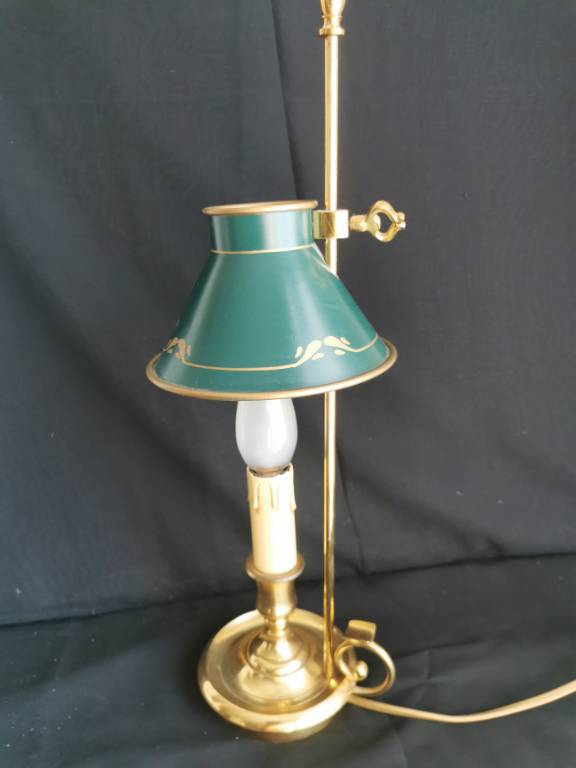 No - 574 - Petite lampe bouillotte à une lumière en bronze doré . Epoque XXème | Puces Privées