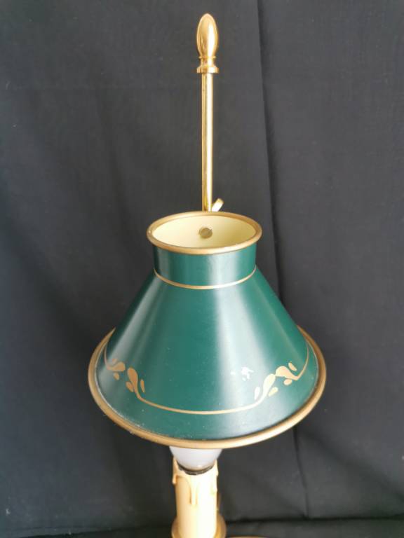 No - 574 - Petite lampe bouillotte à une lumière en bronze doré . Epoque XXème | Puces Privées