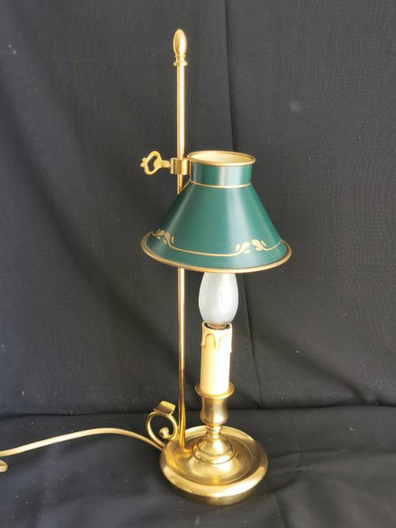 No - 574 - Petite lampe bouillotte à une lumière en bronze doré . Epoque XXème | Puces Privées