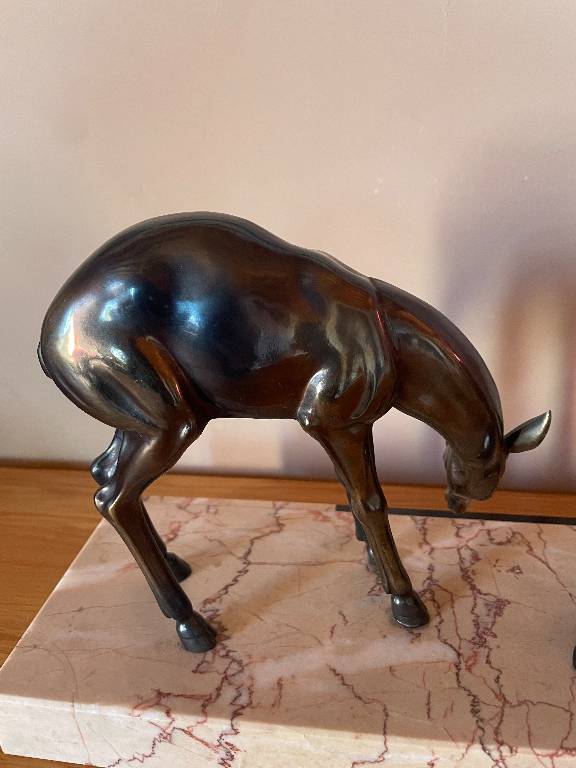 Régule patinée le cerf et ses biches | Puces Privées