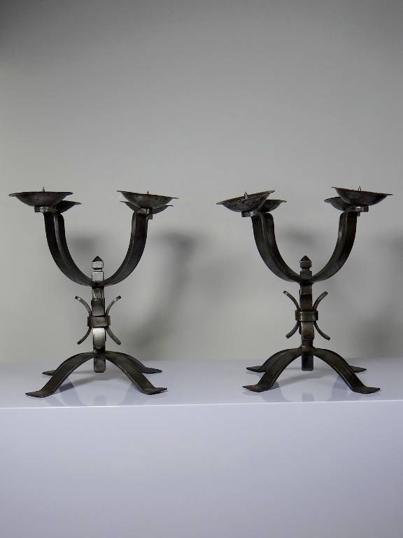Paire de chandeliers brutalistes massifs en fer forgé 4 feux vintages | Puces Privées