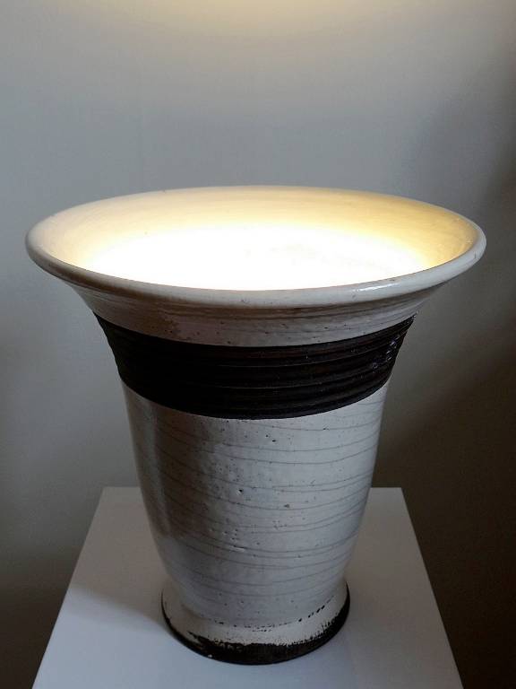 Grande lampe moderne Raku beige et brun Keramos Sèvres - Jean Besnard 1889-1958 | Puces Privées