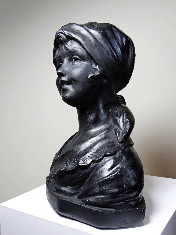 Buste de jeune femme en plâtre 1900-1930 monochrome Citti & Frère | Puces Privées