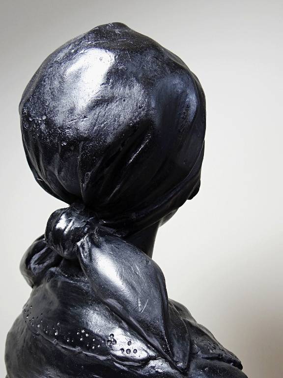 Buste de jeune femme en plâtre 1900-1930 monochrome Citti & Frère | Puces Privées