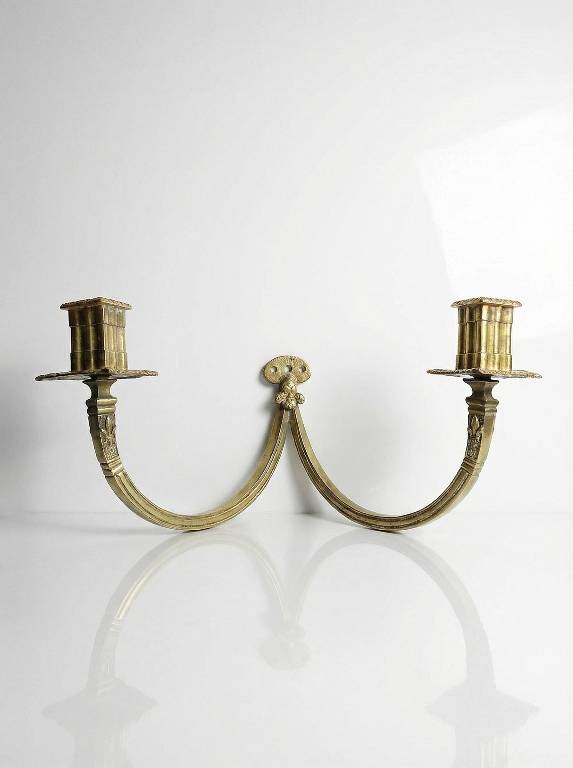 Chandelier mural 2 flammes style Haute Epoque XIXe bronze doré 