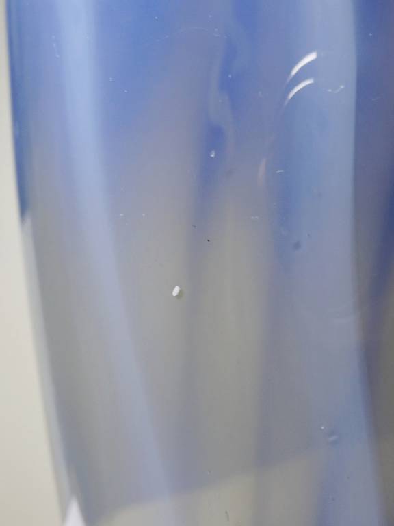 Vase vintage verre fumé doublé d'opaline bulle de savon Murano | Puces Privées