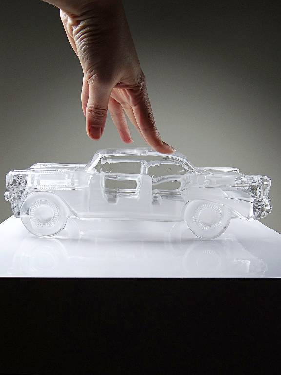 Presse papier vintage grosse voiture Chevrolet Bel Air 1957 en cristal | Puces Privées