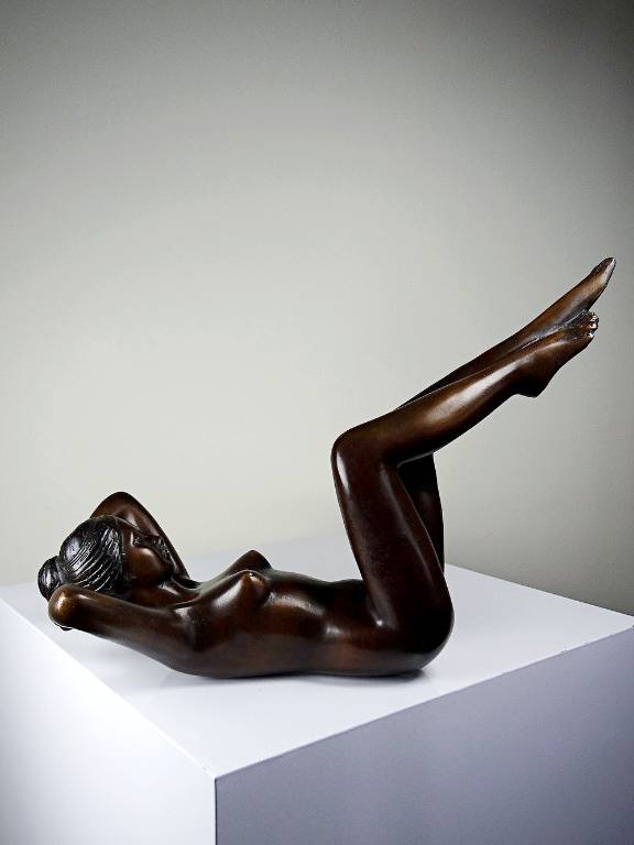 Grande statuette femme nue, Vénus en bronze de charme vintage | Puces Privées