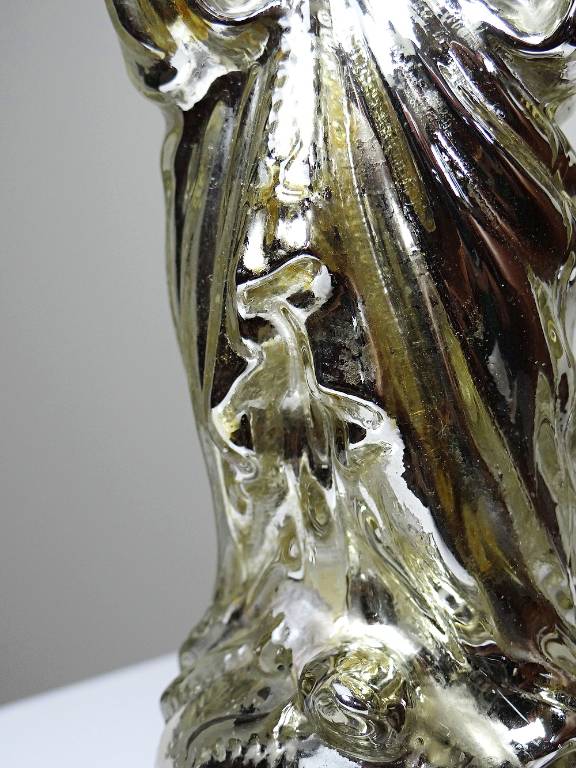 Ancienne petite vierge en verre églomisée polychrome XIXe | Puces Privées