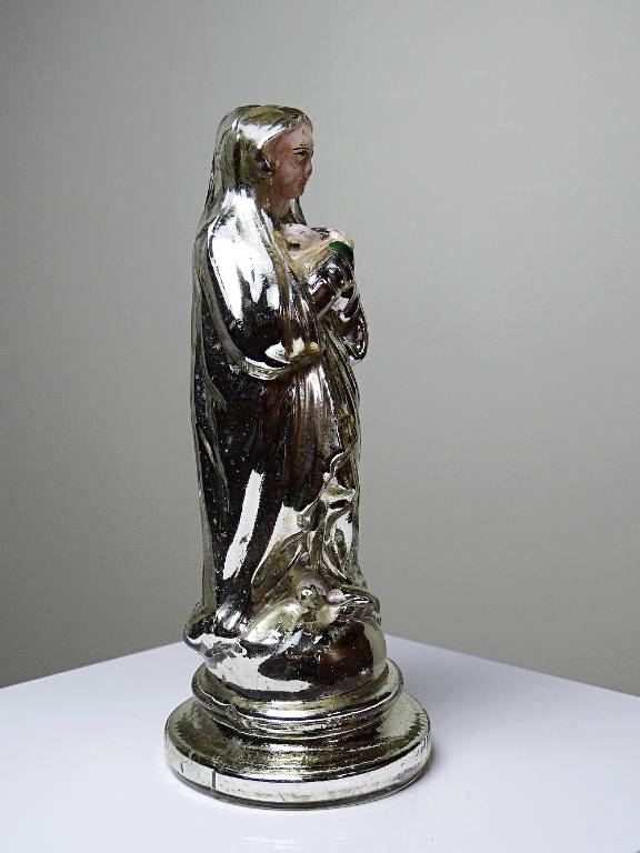 Ancienne petite vierge en verre églomisée polychrome XIXe | Puces Privées