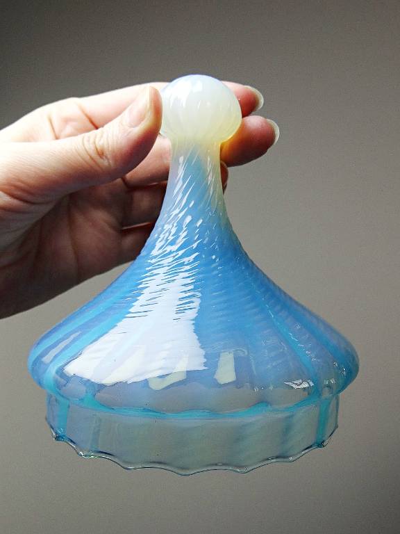 Grosse bonbonnière Empoli opaline de Toscane Romantica Stelvia | Puces Privées
