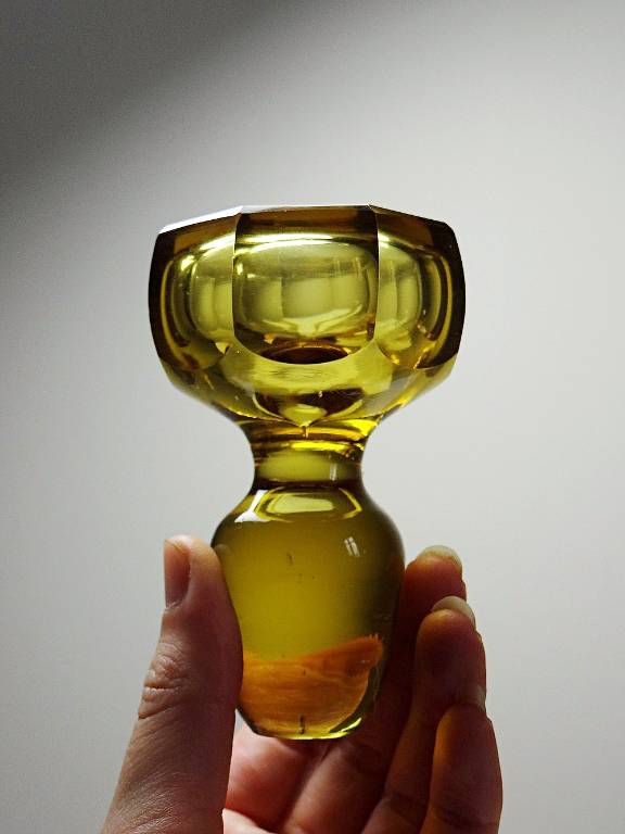 Carafe à décanter verre soufflé ciselé ambré Tchèque vintage/ancienne | Puces Privées