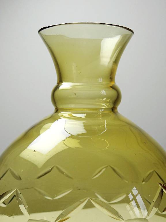 Carafe à décanter verre soufflé ciselé ambré Tchèque vintage/ancienne | Puces Privées