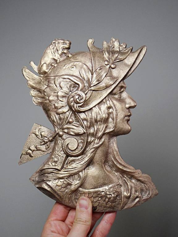 Plaque en bronze doré ancien profil de Marianne Art Nouveau | Puces Privées