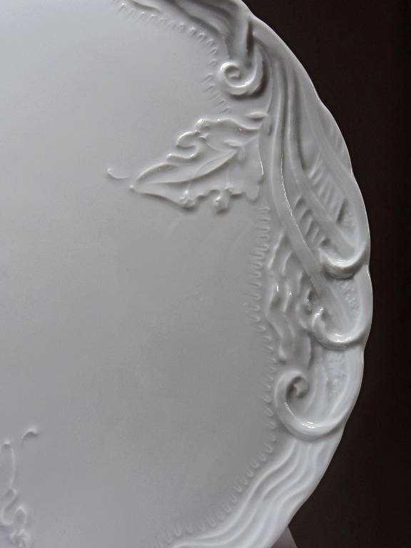 Grand plat à tarte vintage/ancien porcelaine fine de Limoges blanche | Puces Privées