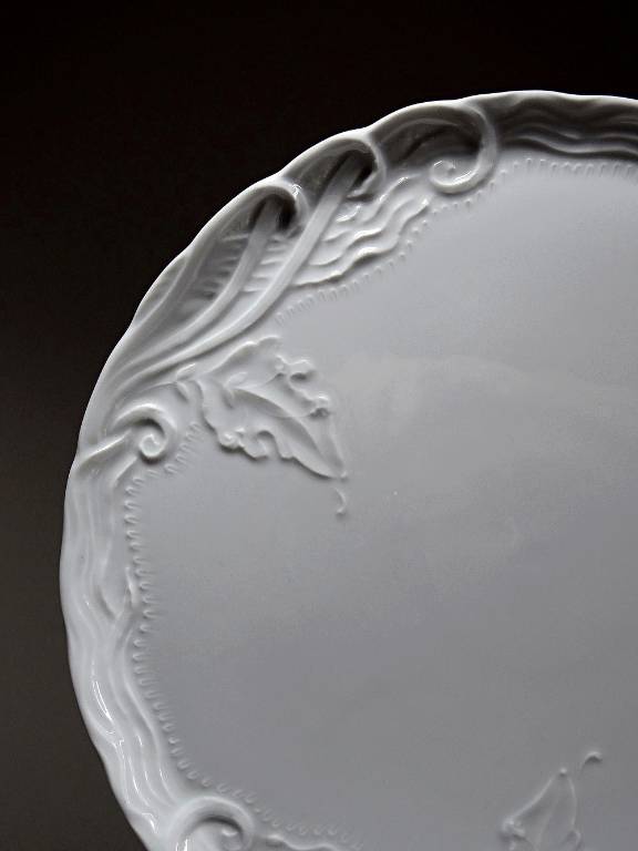 Grand plat à tarte vintage/ancien porcelaine fine de Limoges blanche | Puces Privées