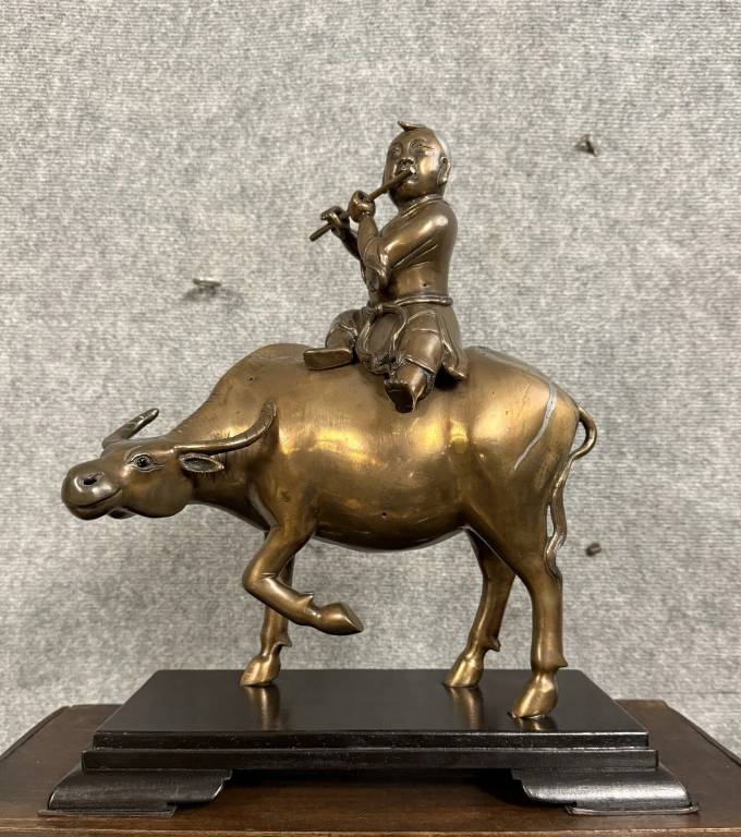 Asie XXeme : Sculpture en bronze a patine cuivrée avec traces d'argenture | Puces Privées