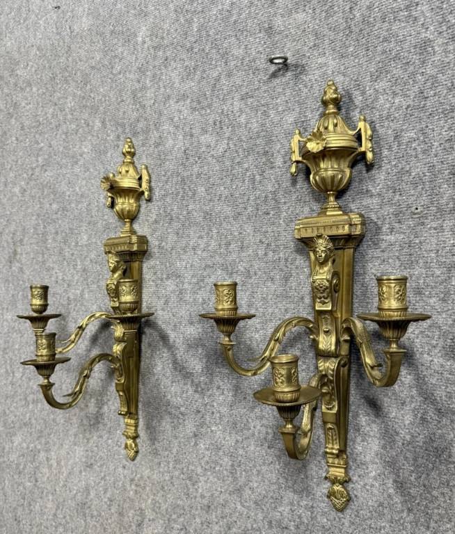 Paire d'appliques Empire aux cariatides en bronze doré | Puces Privées
