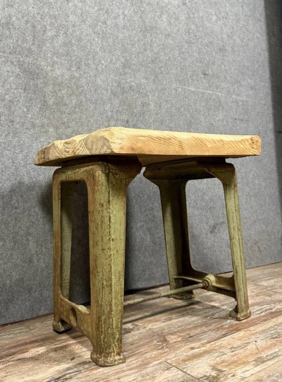 Plot de Magasin ou table a découpe en métal et bois époque fin XIXème | Puces Privées