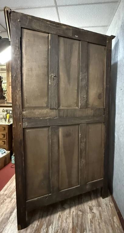 Armoire époque Empire en noyer vers 1800 | Puces Privées