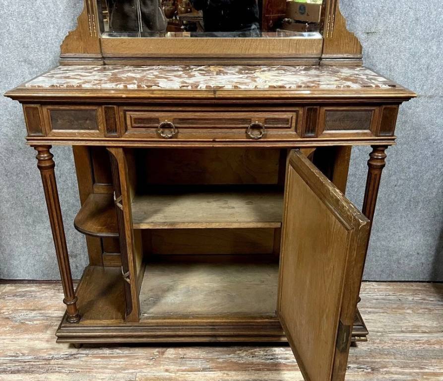 Buffet style Louis XVI en chêne et acajou orné d'une plaque aux amours vers 1850 | Puces Privées