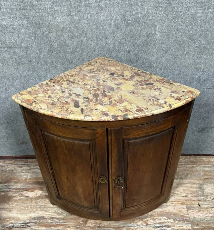Encoignure de boiserie en bois massif époque Louis XIV première moitié du XVIII ème siècle | Puces Privées