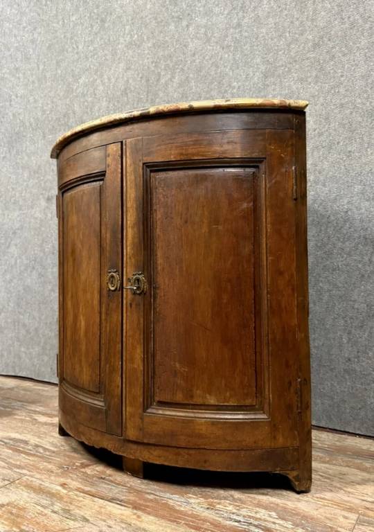 Encoignure de boiserie en bois massif époque Louis XIV première moitié du XVIII ème siècle | Puces Privées