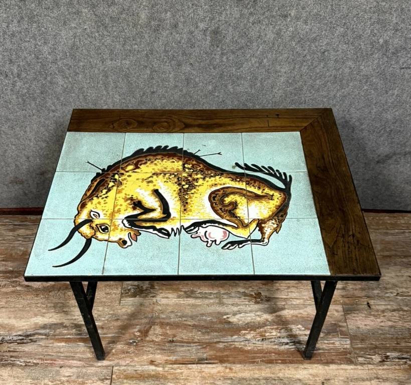 Table basse Vintage en céramique au taureau vers 1960 | Puces Privées