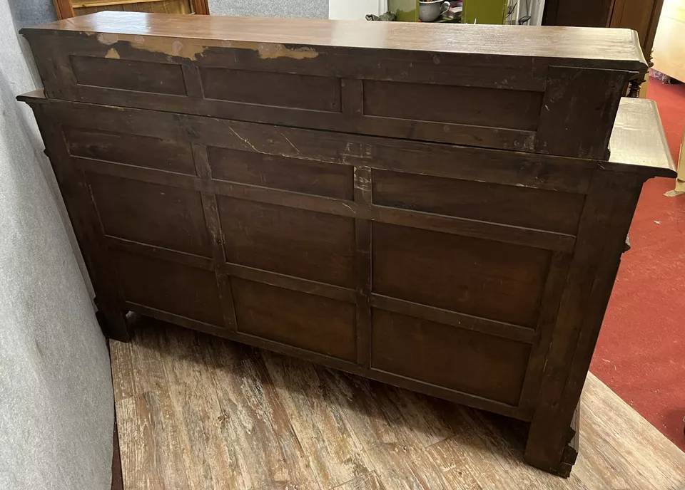 Buffet a gradin aux cariatides style Renaissance en noyer vers 1880 | Puces Privées