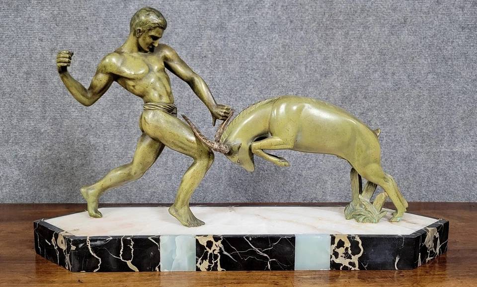 KOWAS : Grand groupe en régule patiné vert époque Art déco vers 1920 | Puces Privées