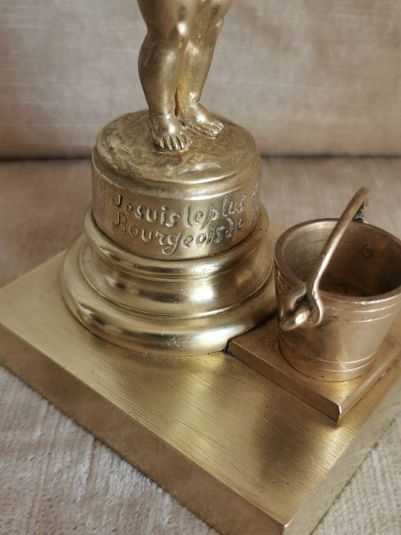 No - 590 - Petit bronze Mannekenpis ancien | Puces Privées