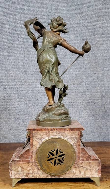 Pendule en régule patiné époque Napoléon III, vers 1880 | Puces Privées