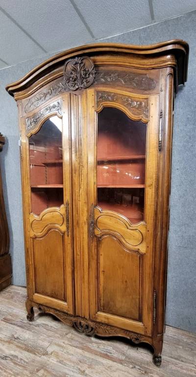 Bibliothèque Provençale époque Louis XV en noyer vers 1750 | Puces Privées