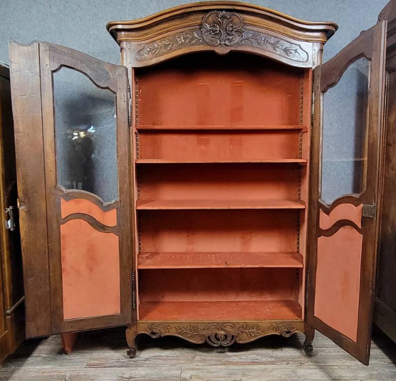 Bibliothèque Provençale époque Louis XV en noyer vers 1750 | Puces Privées
